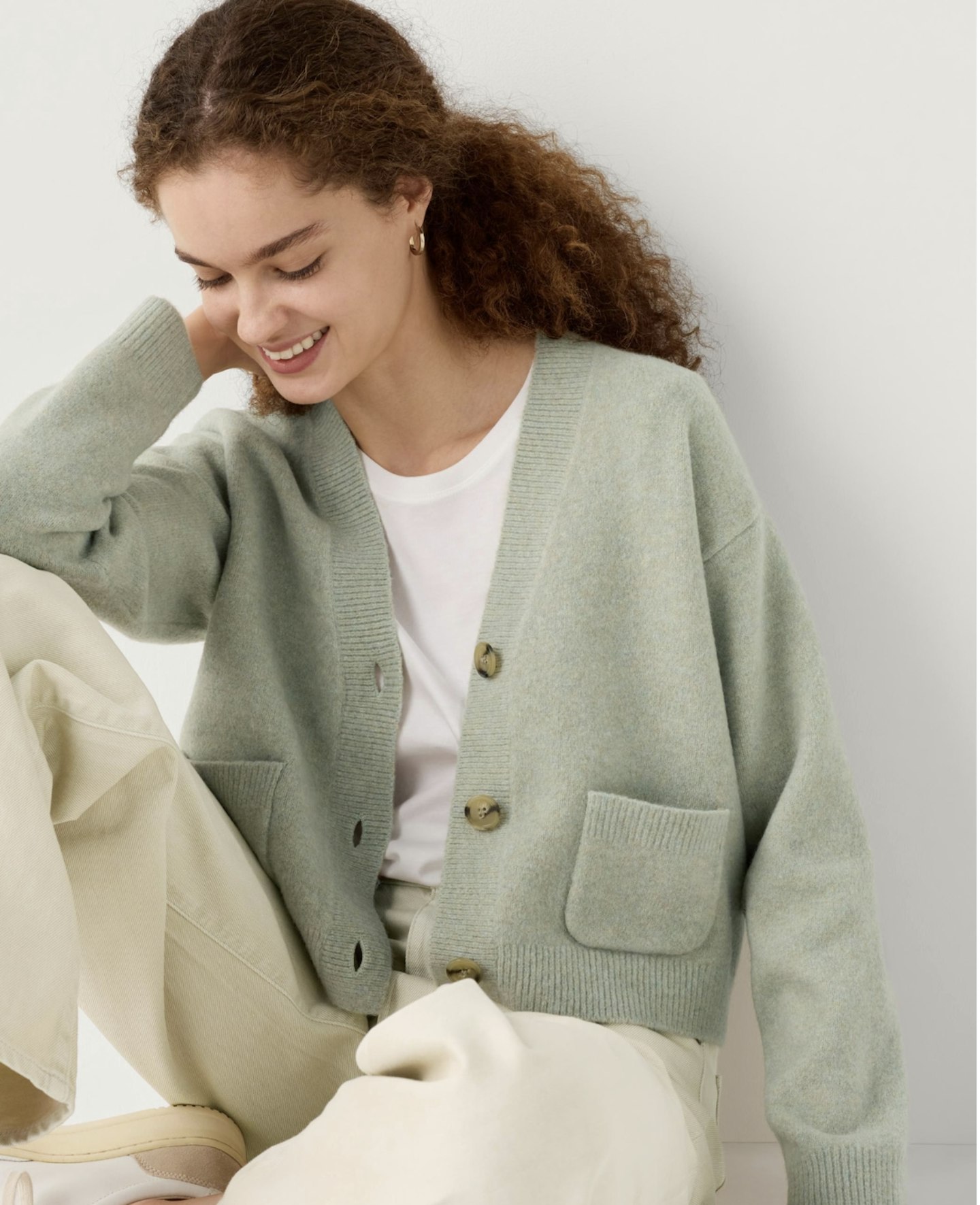 Uniqlo, Soufflé Yarn V-Neck Short Cardigan - Sage Green